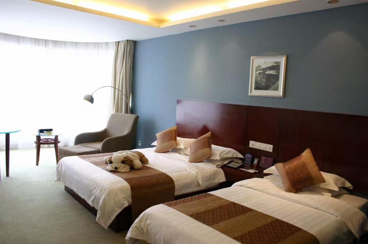 Suzhou Taoyuan International Holiday Hotel エクステリア 写真