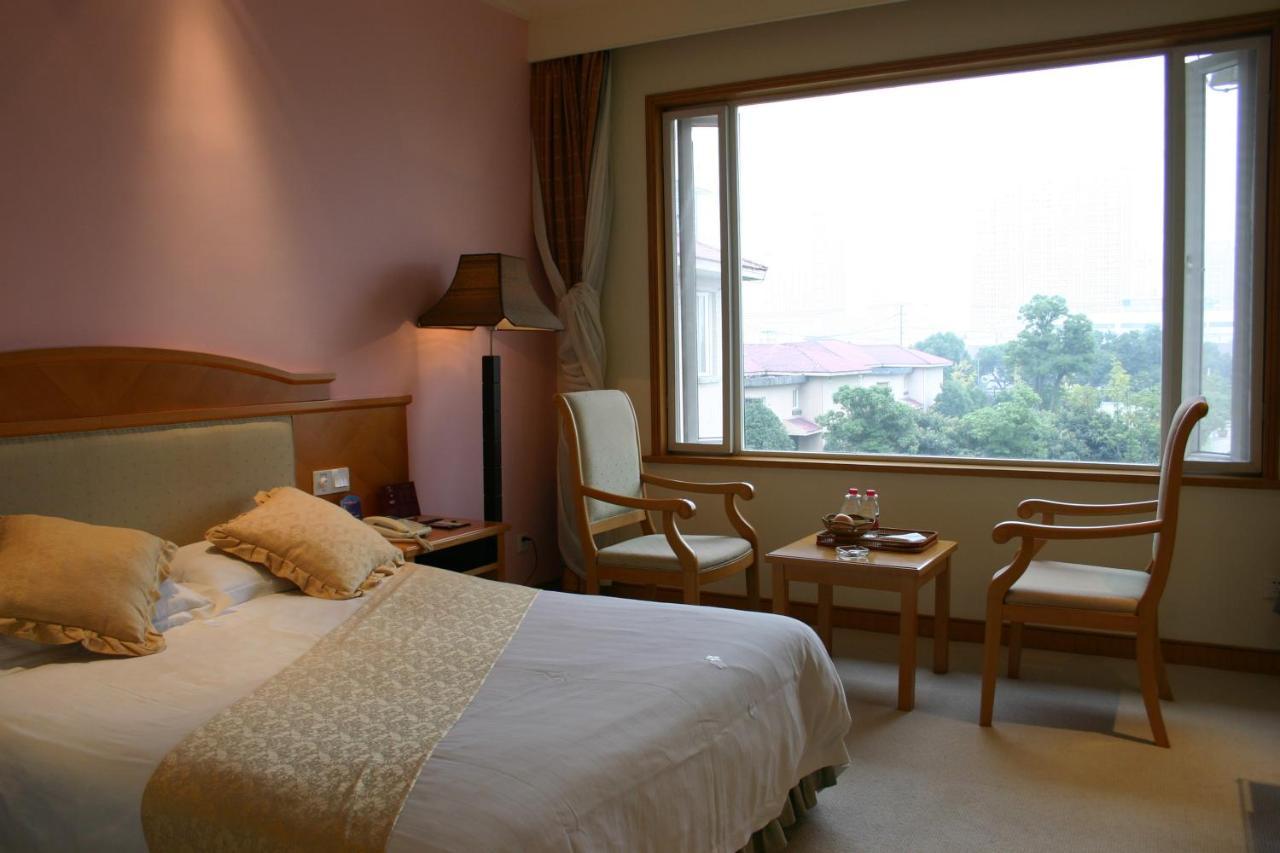 Suzhou Taoyuan International Holiday Hotel エクステリア 写真